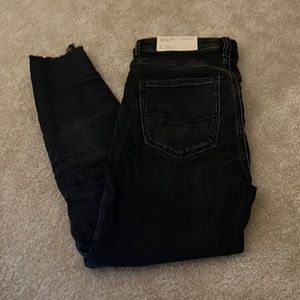 American Eagle Highest Rise Black Jeggings. Size 6 X-Short